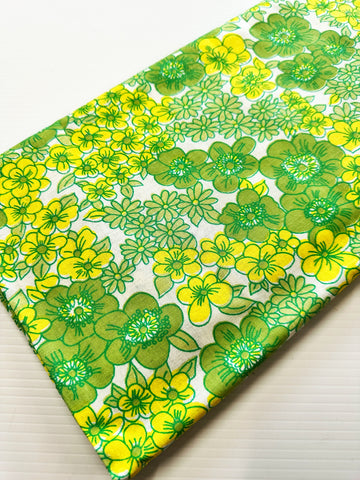 4m LEFT: Vintage Fabric Cotton Sheeting 1970s Hippie Retro Green Yellow Flowers 150cm Wide