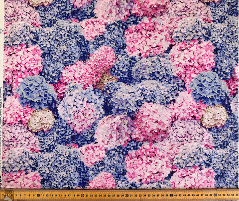 1.5m LEFT: Modern Fabric Quilt Cotton 2016 Patty Reed for Fabric Traditions Savannah Hydrangeas
