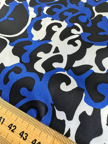 SINGLE FAT QUARTER: Vintage Fabric 1980s? Light Weight Pure Silk in Black, Blue, White 44cm x 50cm