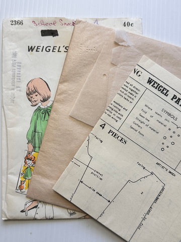 ARTIST'S SMOCK: Weigel's Sewing Pattern Unused 1960s Child Size 4 *2366