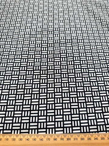 SINGLE FAT QUARTER: Modern Fabric Geometric Cotton Poplin 44cm x 50cm