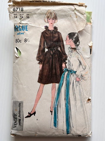 ONE-PIECE DRESS: Vogue Sewing Pattern Young Fashionables 1966 Ladies S Retro Age Vintage Fabrics ONE-PIECE DRESS: Vogue Sewing Pattern Young Fashionables 1966 Ladies S Retro Age Vintage Fabrics