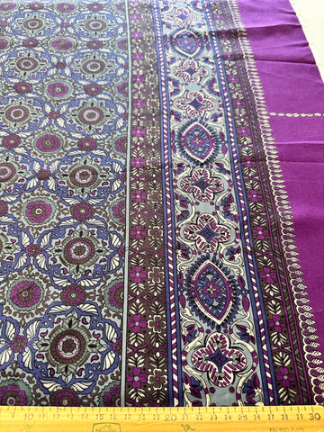 ONE REMNANT ONLY : Vintage? Modern? Fabric de Marco California Apparel Wool Blend Purple Ornate Border Print 112cm x 76cm