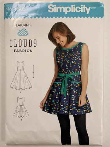 WRAP DRESS IN TWO LENGTHS: Simplicity 2017 US sizes 14-22  uncut *SL102