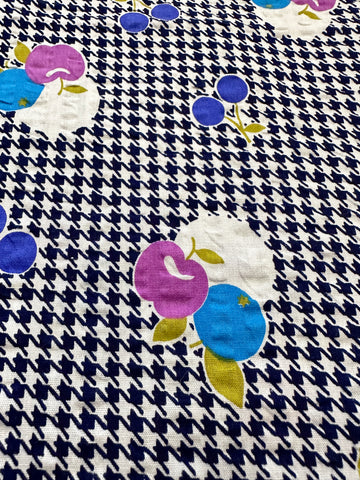 Vintage Fabric 1960s 70s Cherries Apples on Navy Houndstooth Cotton Seersucker 88cm Wide