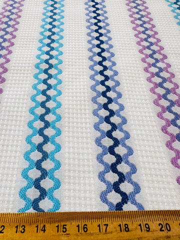 Vintage Fabric 60s 70s Cotton Fancy Weave Waves 86cm Wide