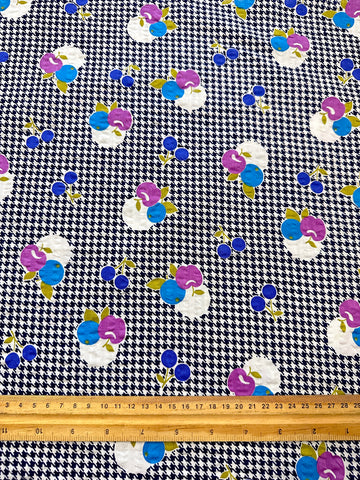 Vintage Fabric 1960s 70s Cherries Apples on Navy Houndstooth Cotton Seersucker 88cm Wide