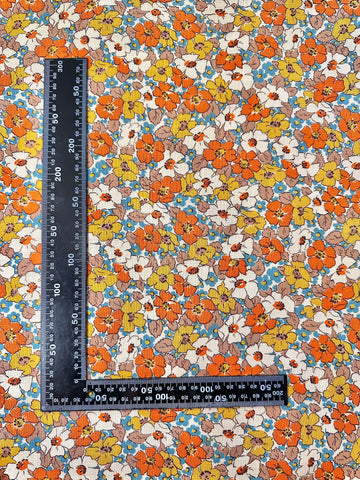 Vintage Fabric 1940s Classic Bright Floral on Cream Cotton 88cm Wide
