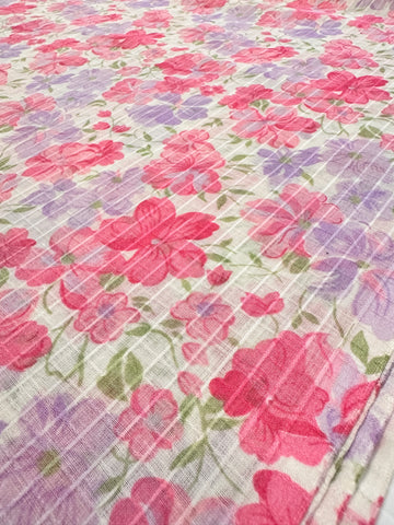 Vintage Fabric 1960s Bright Pink Lavender Floral on Textured Blend 88cm Wide