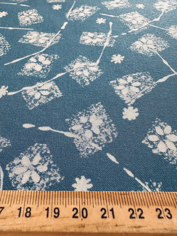 Vintage Fabric 1950s Dress Cotton Patchy White Flowers on Blue 88cm Wide