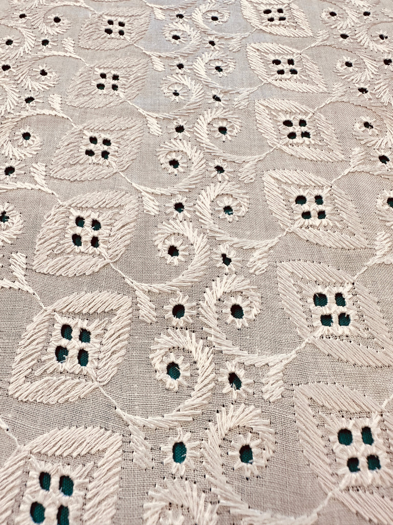 Vintage Fabric 60s 70s Light Weight Cotton Broderie Anglaise 82cm Wide