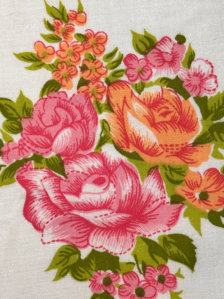 FAT QUARTER Vintage Fabric 70s Pink Orange Flowers Cotton Sheeting 50cm x 50cm