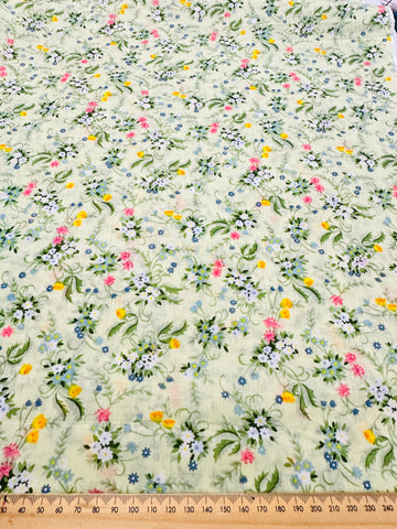 REMNANT: Vintage Fabric 1980s? Pale Grass Green Cotton Blend Voile w/ Sweet Flowers 50cm x 30cm