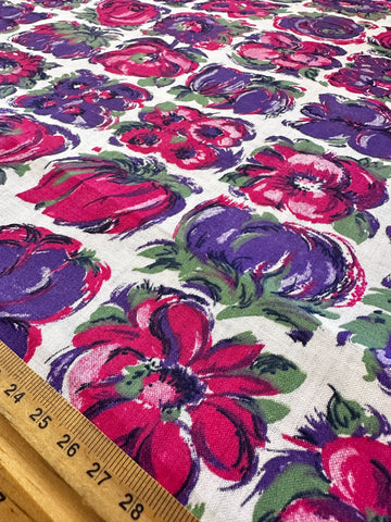 Vintage Fabric Spectacular 1950s Crispy Cotton w/ Bright Flowers 88cm