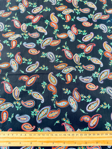 Vintage Fabric 1980s Cotton Poplin w/ Small Paisleys on Black 110cm Wide