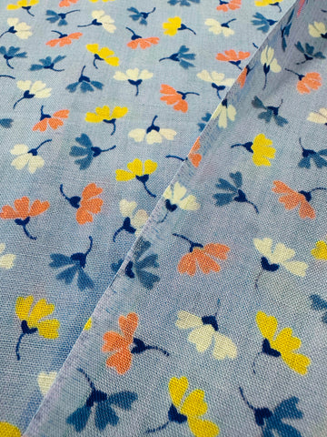 Vintage Fabric 1980s Sky Blue Cotton w/ Simple Flowers 88cm Wide
