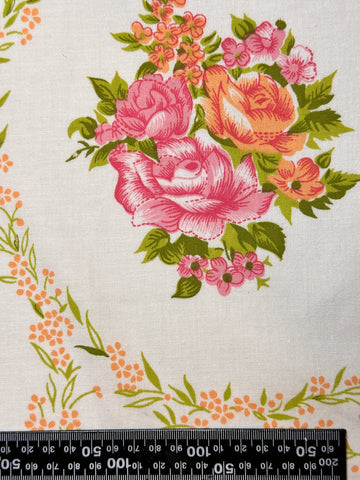 FAT QUARTER Vintage Fabric 70s Pink Orange Flowers Cotton Sheeting 50cm x 50cm