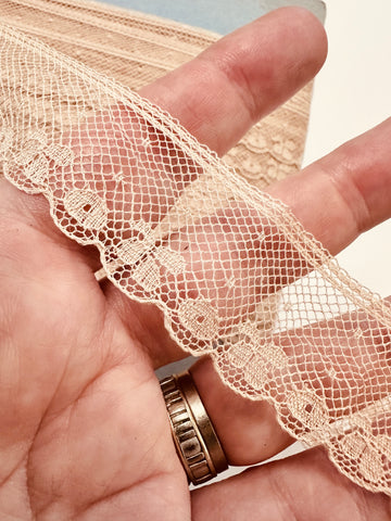 Vintage Lace Trim 1950s France French Ecru Coffee Net 28mm Wide