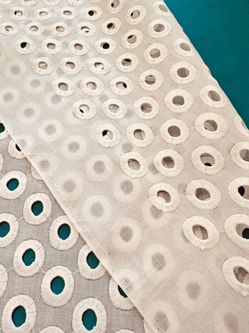 Vintage Fabric 60s 70s Light Weight Cotton Swiss? Eyelet 124cm Wide