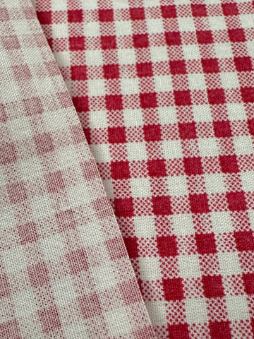 Modern Fabric 2000s Quality Sheridan Cotton Sheeting Red White Gingham 100cm Wide