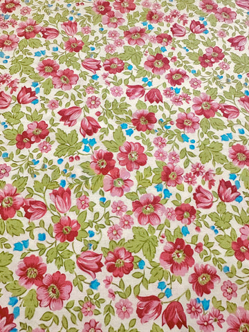 LAST PIECE Vintage Fabric Cotton Sheeting 2000s Sheridan Pink + Green Floral 128cm x 50cm
