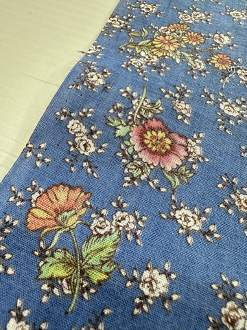LAST PIECE Vintage Fabric 1970s Cottagecore Floral on Blue 88cm x 50cm