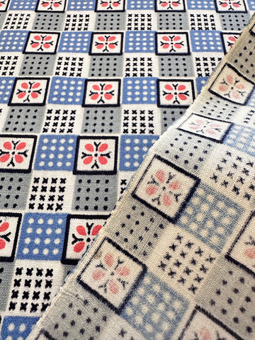 Vintage Fabric 1940s 50s Small Squares Crisp Cotton 86cm Wide