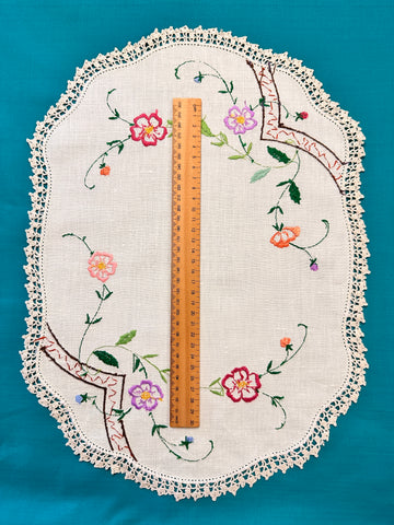 Vintage Hand Worked Large Embroidered Doily Centrepiece Upcycle 45cm x 33cm