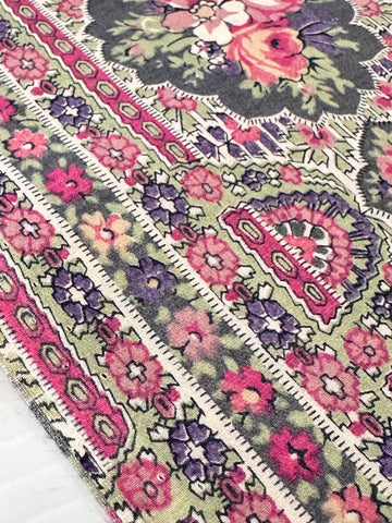 Vintage Fabric Cotton Lawn w/ Roses & Detailed Cameos 80s? 88cm Wide