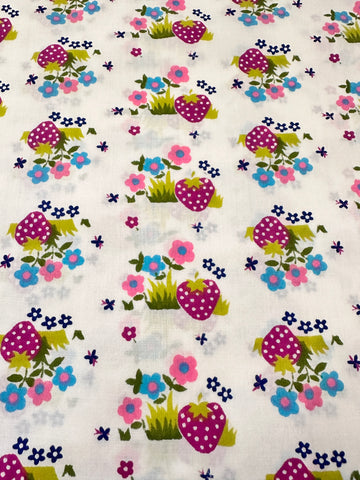 REMNANT Vintage Fabric 1970s? Light Weight Cotton w/ Cute Berries Butterflies Flowers 43cm x 27cm
