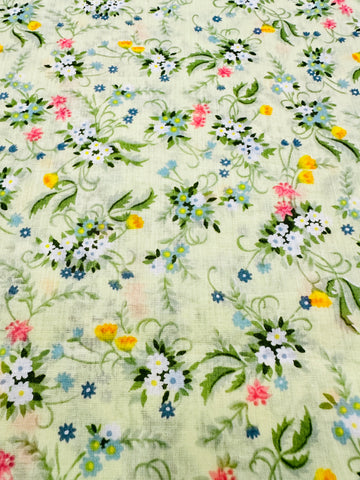 REMNANT: Vintage Fabric 1980s? Pale Grass Green Cotton Blend Voile w/ Sweet Flowers 50cm x 30cm