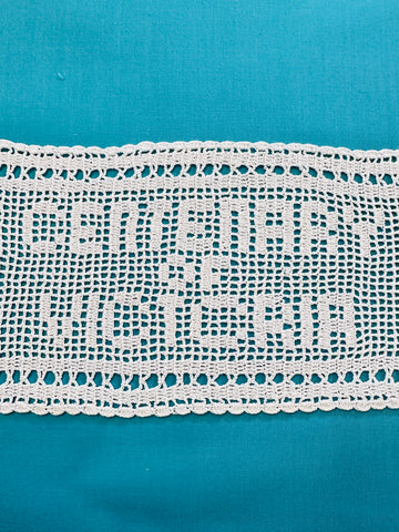 Vintage Hand Crochet Centenary of Victoria Doily 31cm x 12cm