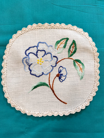 Vintage Hand Worked Embroidered Doily Blue Flower w/ Crocheted Edge 20cm x 20cm