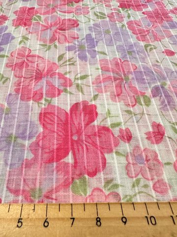 Vintage Fabric 1960s Bright Pink Lavender Floral on Textured Blend 88cm Wide