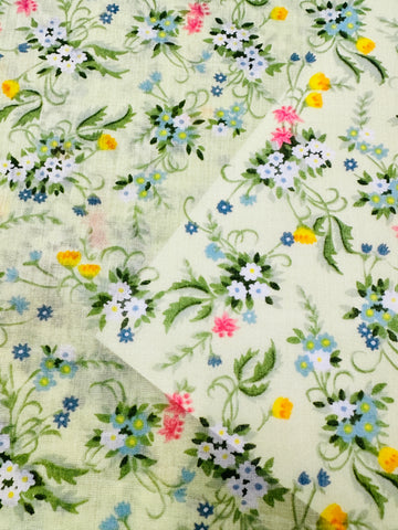 REMNANT: Vintage Fabric 1980s? Pale Grass Green Cotton Blend Voile w/ Sweet Flowers 50cm x 30cm