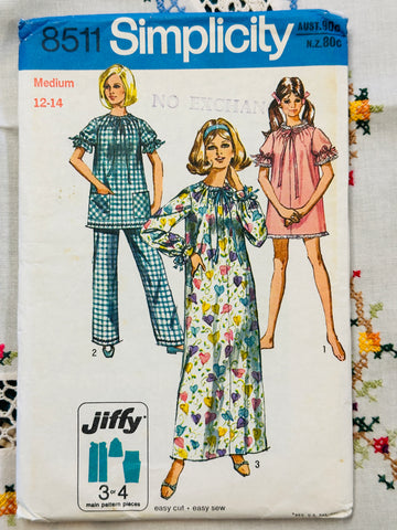 NIGHTGOWN & PAJAMAS: Simplicity Jiffy Sewing Pattern 1972 Size Medium 12-14 Uncut FF * 8511