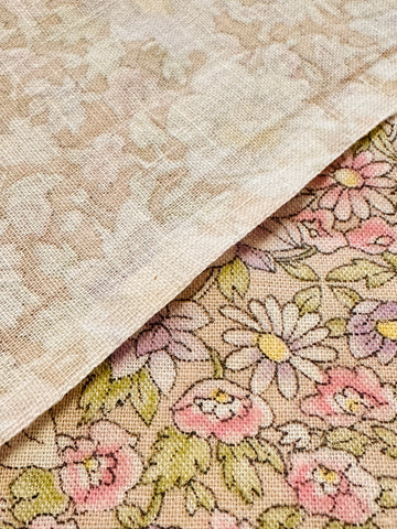 Vintage Fabric 1980s Light Weight Cotton Cottagecore Pastel Floral 85cm Wide
