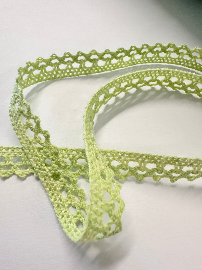 Vintage Woven Crochet Style Lime Green Cotton Trim 1960s 70s 10mm Wide