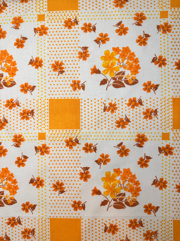 FAT QUARTER Vintage Fabric 70s Bright Orange Floral Spots Sheeting 50cm x 50cm