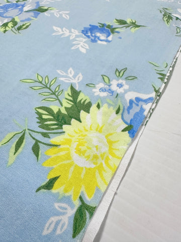 REMNANT Modern Fabric 40s Style Light Blue Cotton w/ Delightful Flowers Lazybones? 55cm x 30cm