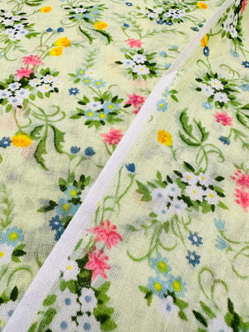 REMNANT: Vintage Fabric 1980s? Pale Grass Green Cotton Blend Voile w/ Sweet Flowers 50cm x 30cm