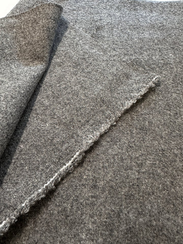 LAST PIECE Vintage Fabric Soft Wool Vintage? Modern?Pale Charcoal Suiting 152cm x 50cm