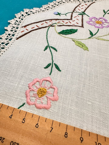 Vintage Hand Worked Large Embroidered Doily Centrepiece Upcycle 45cm x 33cm