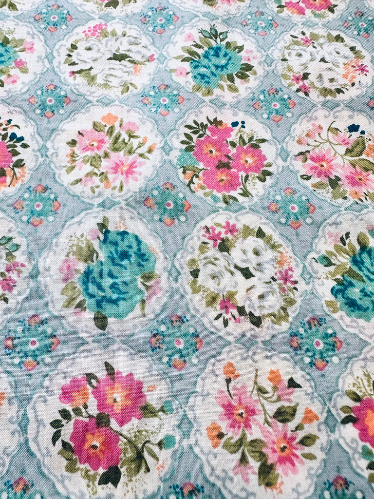 LAST 1/2m: Modern? Vintage? Fabric Darling Posies in Cameos on Pale Blue 112cm x 50cm