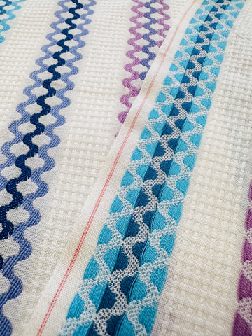 Vintage Fabric 60s 70s Cotton Fancy Weave Waves 86cm Wide