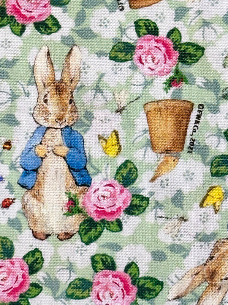 FAT QUARTER Modern Fabric Peter Rabbit FW&Co 2021 Beatrix Potter 58cm x 50cm