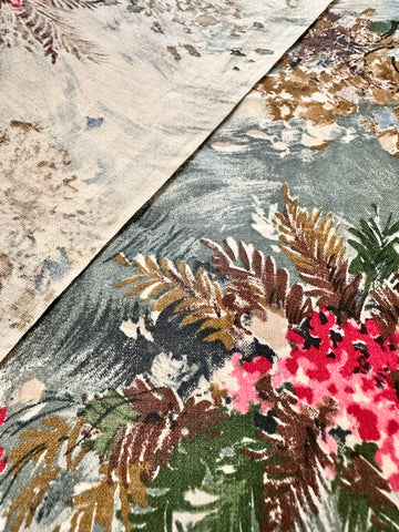 FAT QUARTER Vintage Fabric 1950s Pink Flowers on Painterly Grey Green Crispy Cotton 44cm x 50cm