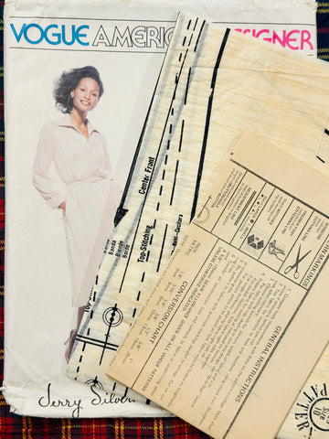 DRESS: Vogue American Designer Sewing Pattern Jerry Silverman 1970s Size 10 Unused Complete *1829