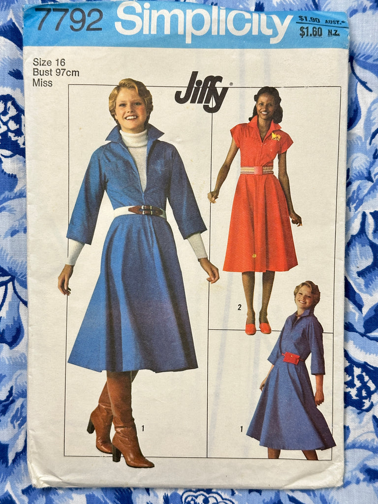 JIFFY DRESS: Simplicity Sewing Pattern 1979 Size 16 Unused Cut *7792