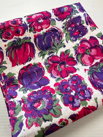 Vintage Fabric Spectacular 1950s Crispy Cotton w/ Bright Flowers 88cm